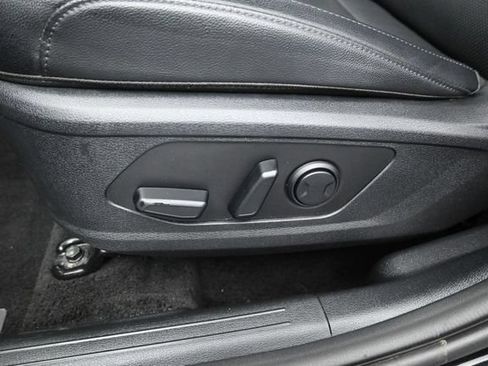 Used 2025 Kia Sportage EX FWD image 24