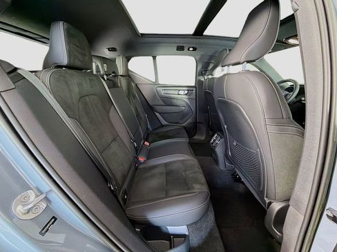 Certified 2023 Volvo XC40 Recharge Ultimate w/ Protection Package Premier AWD/4WD image 29