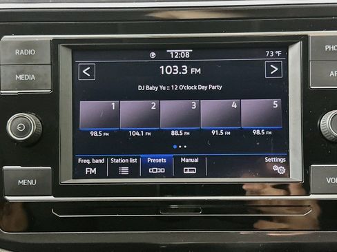 Used 2021 Volkswagen Tiguan S FWD image 19