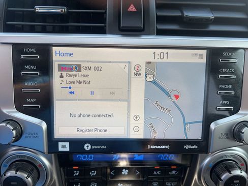 Used 2023 Toyota 4Runner Limited image 32