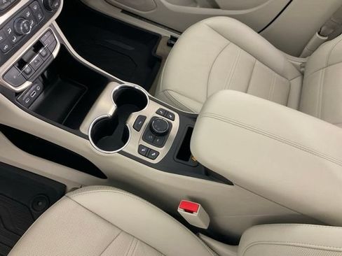Used 2023 GMC Terrain Denali w/ LPO, Floor Liner Package AWD/4WD image 22