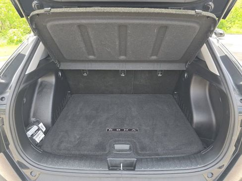 Used 2024 Hyundai Kona SEL w/ Convenience Package FWD image 18