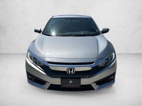 Used 2016 Honda Civic EX-T image 2