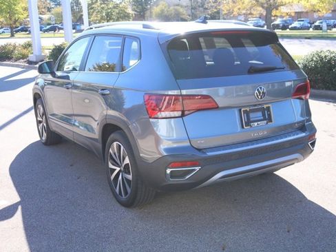Used 2022 Volkswagen Taos SE image 6