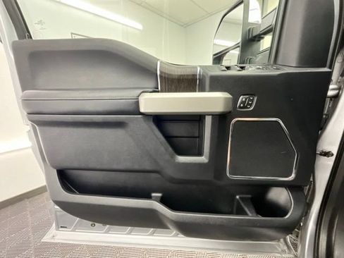 Used 2021 Ford F350 Lariat w/ Lariat Ultimate Package AWD/4WD image 13