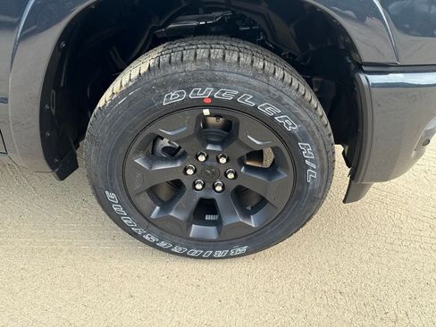 New 2026 RAM 1500 Big Horn AWD/4WD image 9