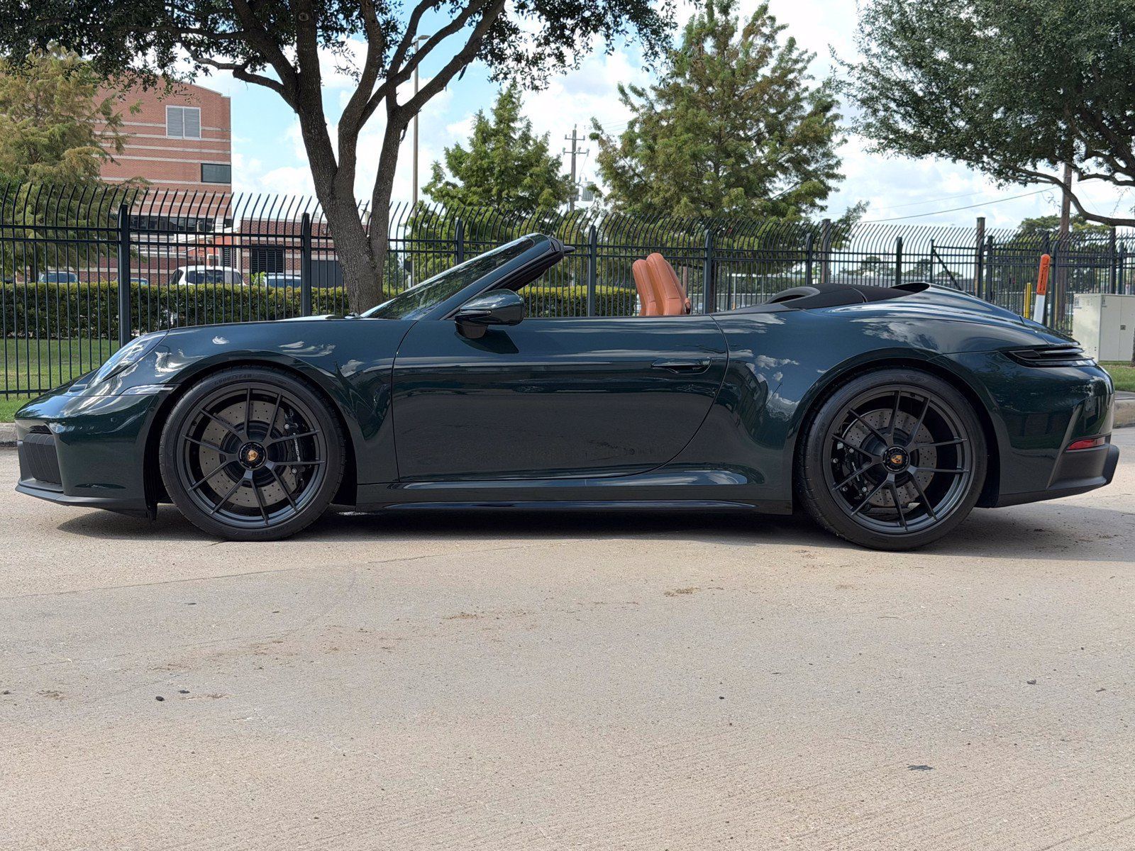 Used 2025 Porsche 911 Carrera GTS RWD image 24