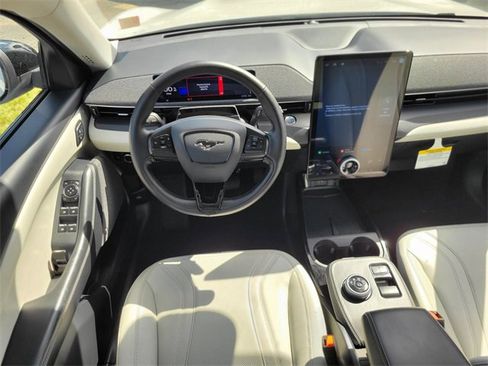Used 2024 Ford Mustang Mach-E Premium image 12