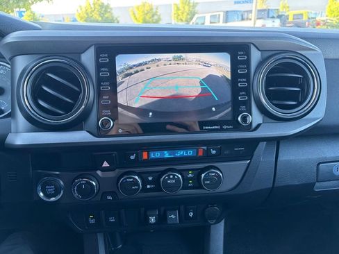 Used 2021 Toyota Tacoma 4x4 Double Cab w/ Tacoma SR5 Package image 31