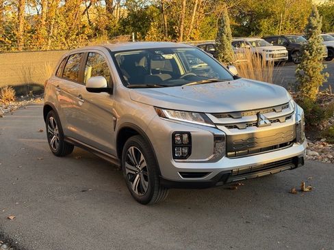 New 2025 Mitsubishi Outlander Sport ES image 7