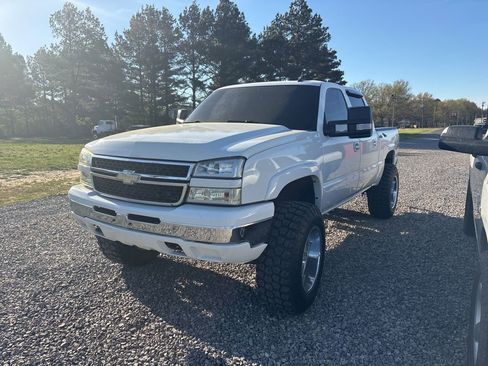Used 2006 Chevrolet Silverado 1500 LT w/ Light Duty Power Package image 5