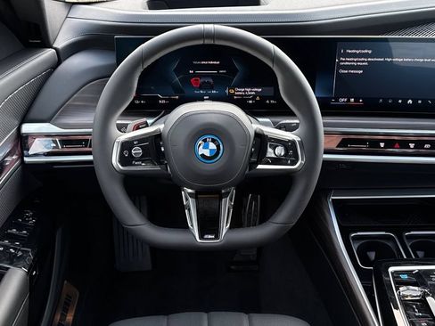 New 2026 BMW i7 xDrive60 w/ Executive Package AWD/4WD image 15