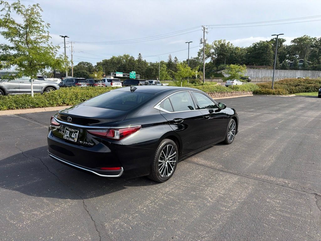 Used 2024 Lexus ES 250 w/ Premium Package AWD/4WD image 23