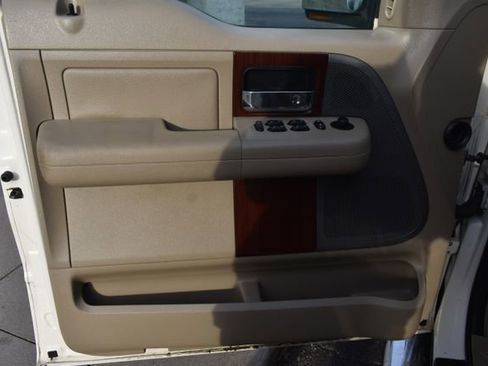 Used 2007 Ford F150 Lariat AWD/4WD image 17