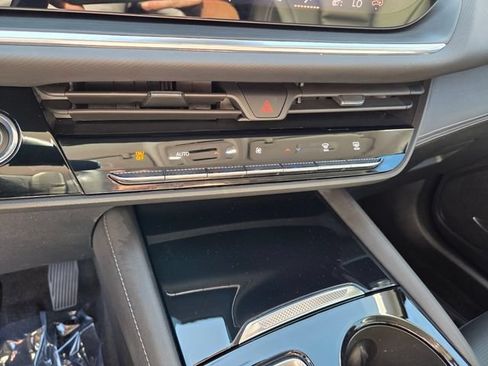 New 2026 Buick Envision Preferred AWD/4WD image 23