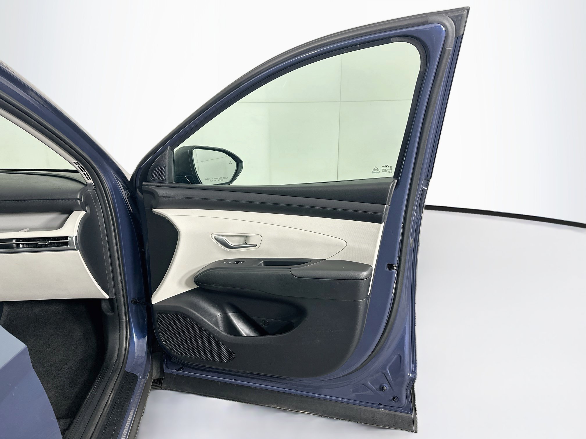 Used 2025 Hyundai Tucson SEL AWD/4WD image 32