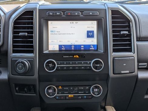 Certified 2021 Ford Expedition XLT image 19