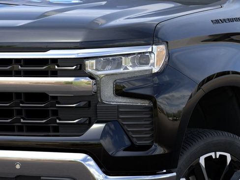 New 2026 Chevrolet Silverado 1500 LT w/ Safety Package AWD/4WD image 11
