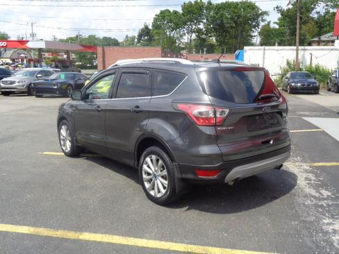 Used 2017 Ford Escape Titanium AWD/4WD image 4