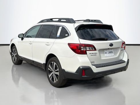 Used 2018 Subaru Outback 2.5i Limited image 5