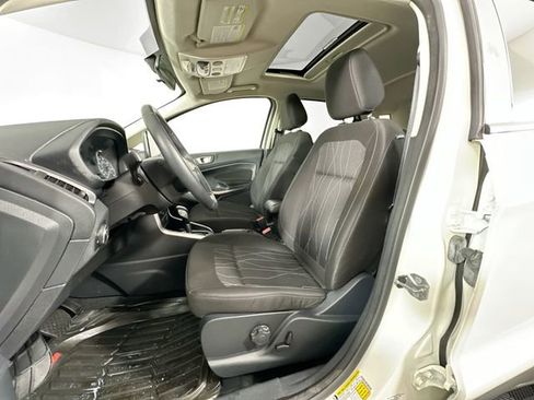 Used 2019 Ford EcoSport SE w/ SE Convenience Package AWD/4WD image 4