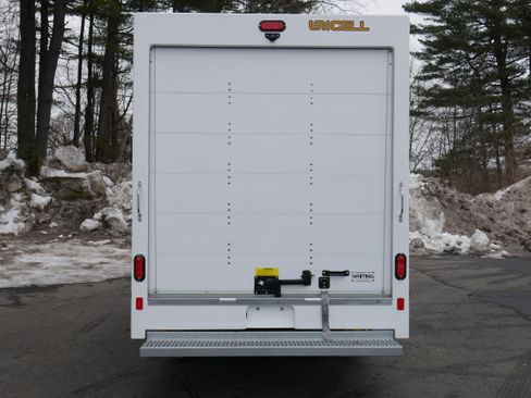 New 2025 Chevrolet Express 3500 w/ Power Convenience Package image 6