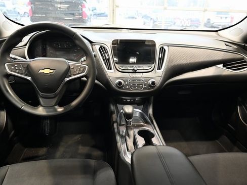 Used 2023 Chevrolet Malibu LT w/ Redline Edition image 12