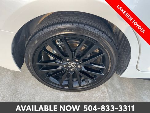 Used 2024 Toyota Camry XSE FWD image 11