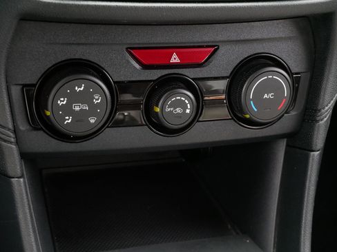 Used 2019 Subaru Crosstrek 2.0i Premium w/ Moonroof Package image 23