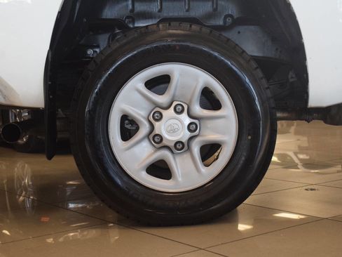 Used 2016 Toyota Tundra SR AWD/4WD image 38