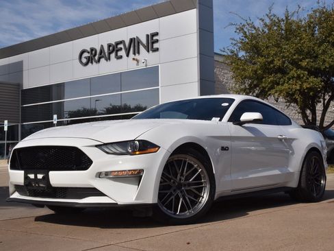 Used 2022 Ford Mustang GT Premium w/ Equipment Group 401A image 2