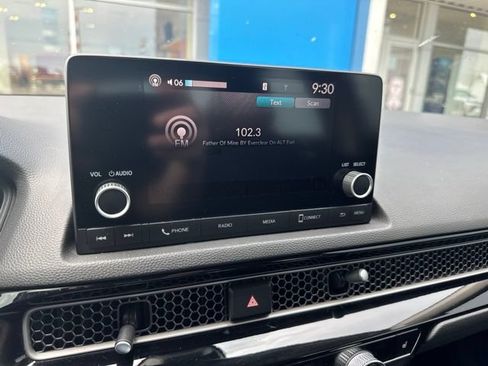 Used 2022 Honda Civic EX image 19