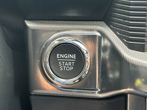 Used 2025 Ford F150 Raptor AWD/4WD image 38