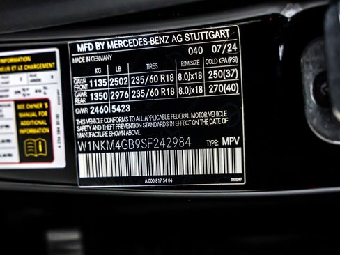 Certified 2025 Mercedes-Benz GLC 300 GLC 300 SUV image 27