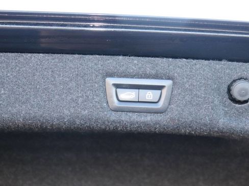 Used 2019 BMW 530i w/ Convenience Package image 59