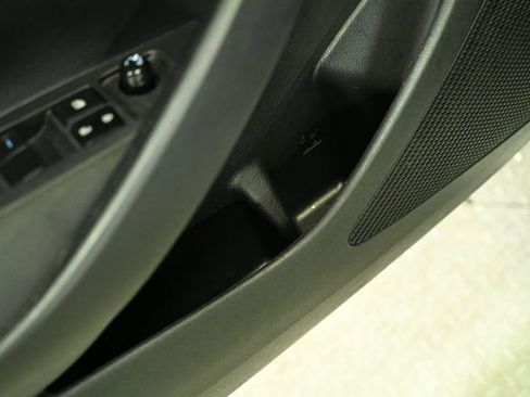 Used 2023 Toyota Corolla LE image 37