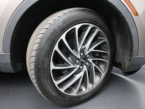 Used 2019 Lincoln Nautilus Reserve AWD/4WD image 41
