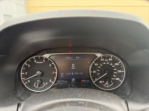 Used 2024 Nissan Altima 2.5 SV FWD image 23