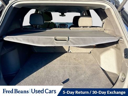 Used 2022 Chevrolet Equinox LT w/ Driver Convenience Package image 41