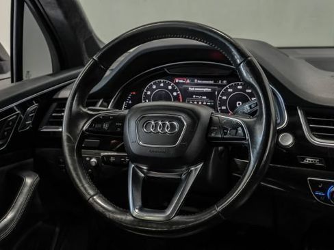 Used 2017 Audi Q7 3.0T Prestige w/ Prestige Package AWD/4WD image 24