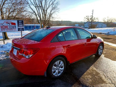 Used 2016 Chevrolet Cruze LS image 3