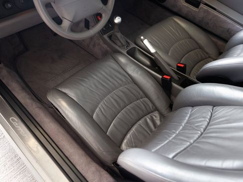 Used 1997 Porsche 911 Carrera 4S AWD/4WD image 72