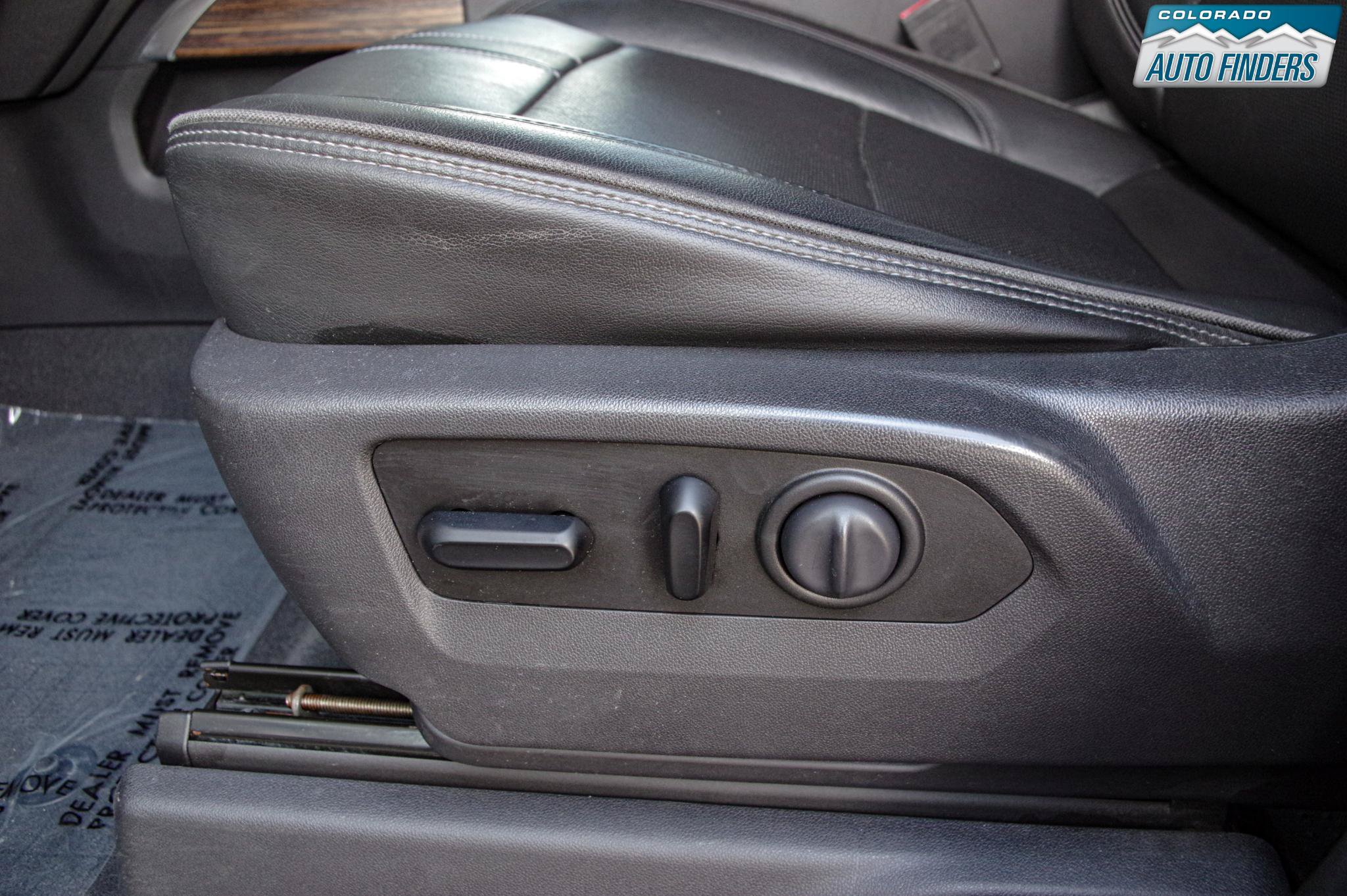 Used 2019 Chevrolet Silverado 1500 High Country AWD/4WD image 12