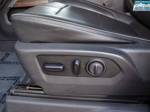 Used 2019 Chevrolet Silverado 1500 High Country AWD/4WD image 12