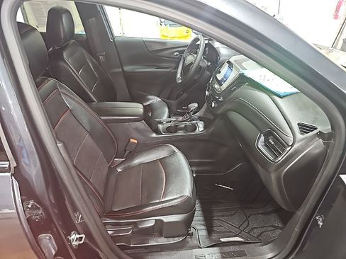 Used 2023 Chevrolet Equinox RS w/ RS Leather Package AWD/4WD image 31