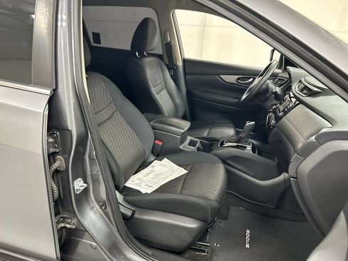 Used 2017 Nissan Rogue S AWD/4WD image 22