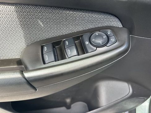 Used 2025 Chevrolet TrailBlazer LT image 9