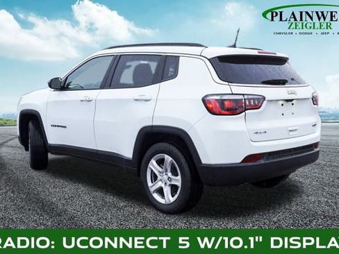 Used 2023 Jeep Compass Latitude image 2