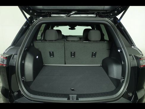 New 2026 Chevrolet Equinox LT FWD image 11
