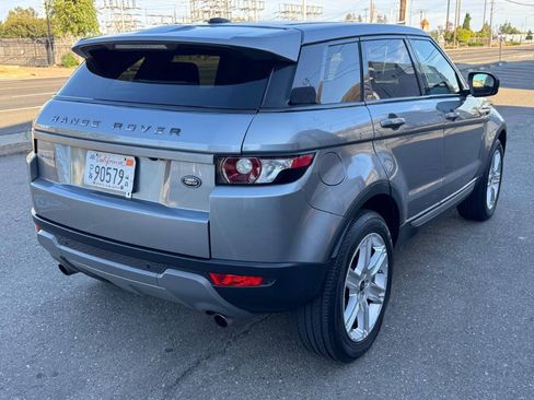 Used 2013 Land Rover Range Rover Evoque Pure w/ Climate Comfort Pkg AWD/4WD image 9